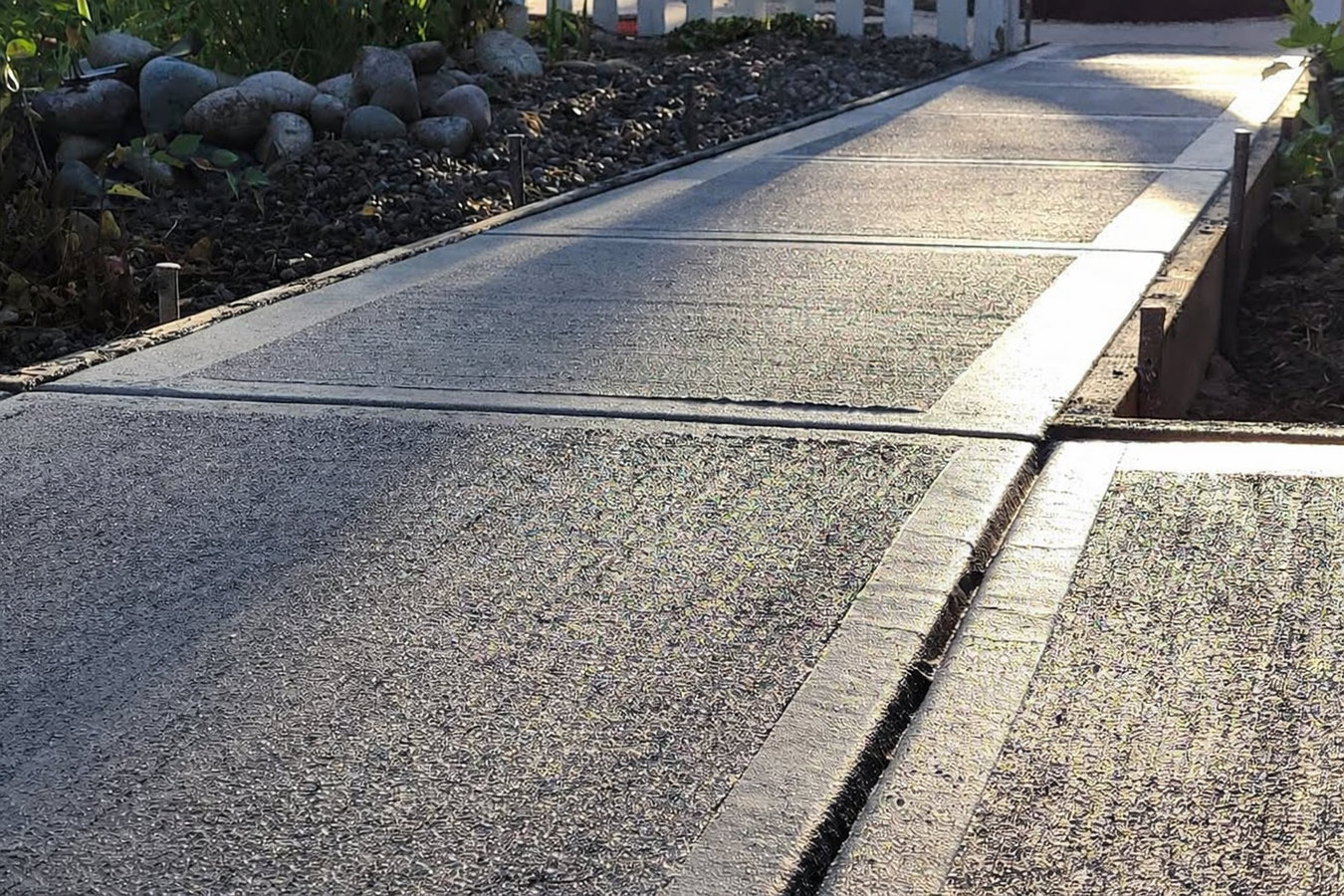 Concrete sidewalk building